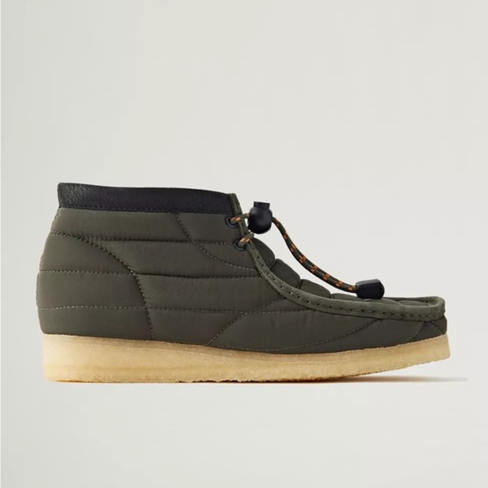 New🌟Clarks Wallabee Quilted Boot